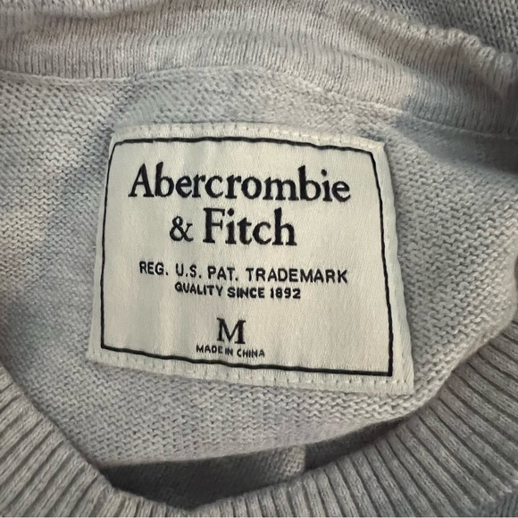 Abercrombie And Fitch Penguin Ski Cotton Blend Logo Sweater - Picture 5 of 6